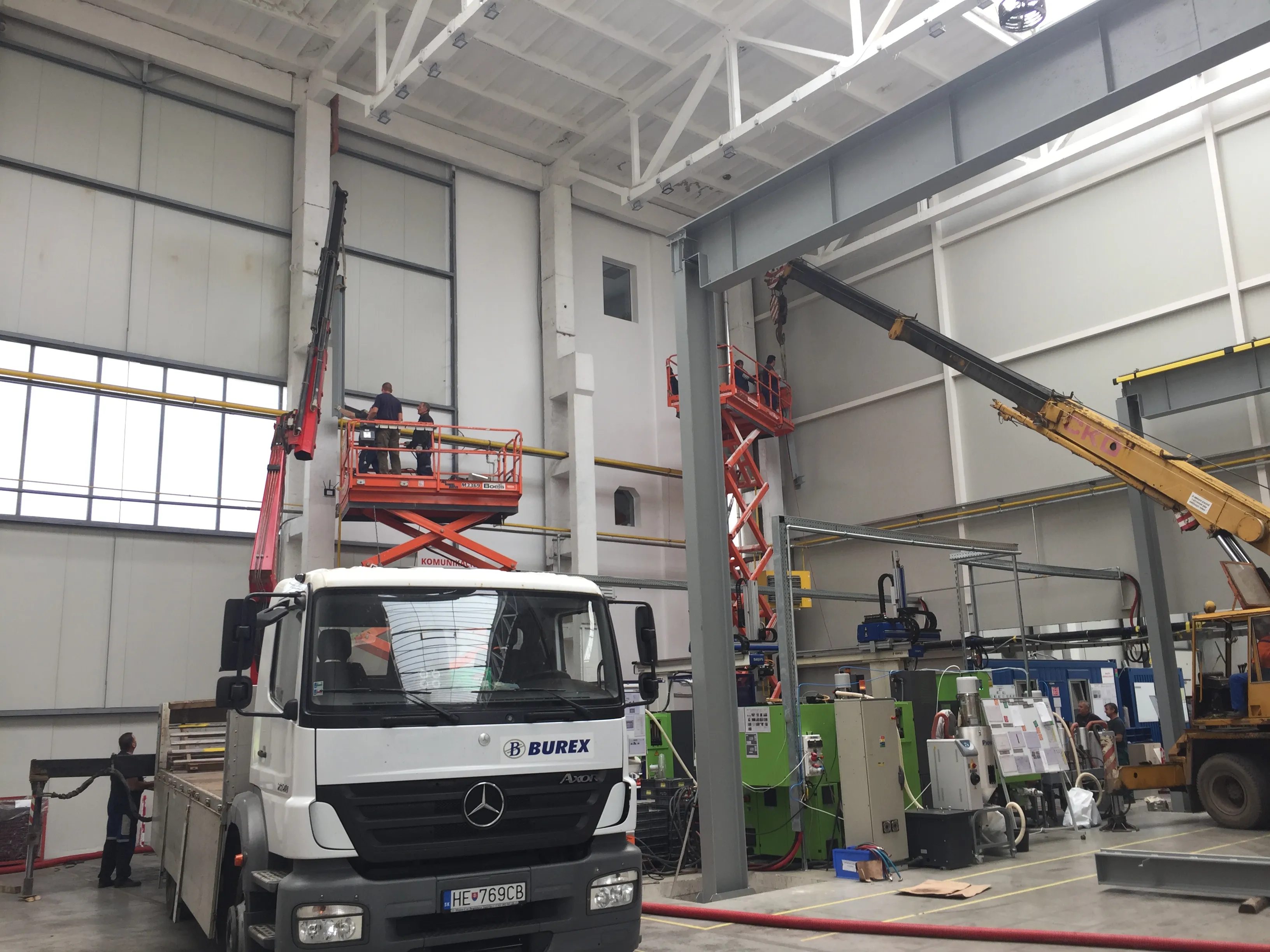 Crane runway — BUREX installation 05